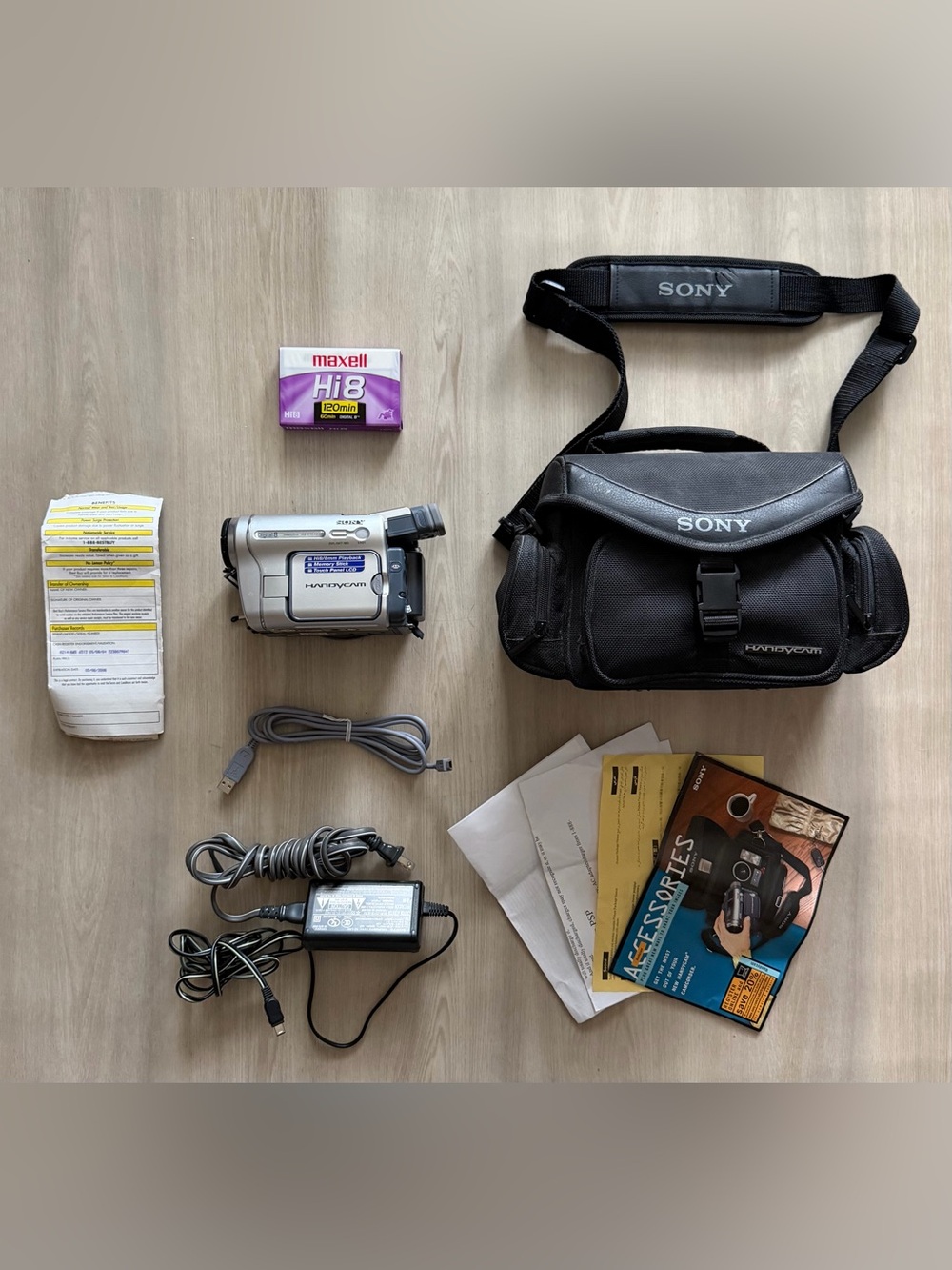 Sony DCR-TRV260 20x Optical Zoom Digital Camcorder w/ Bag & Acc Original Receipt